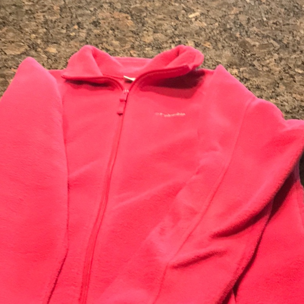 Very nice Colombian please zip up jacket or shirt